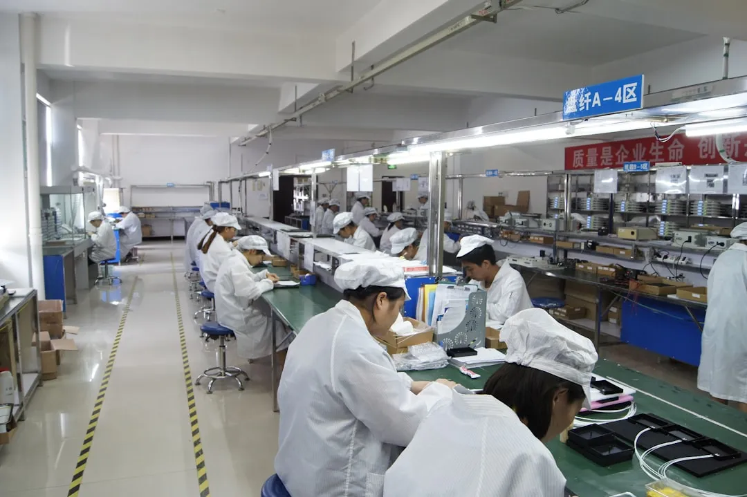 武汉南瑞思创柔性电缆产品线解析:从结构设计到抗干扰技术要点